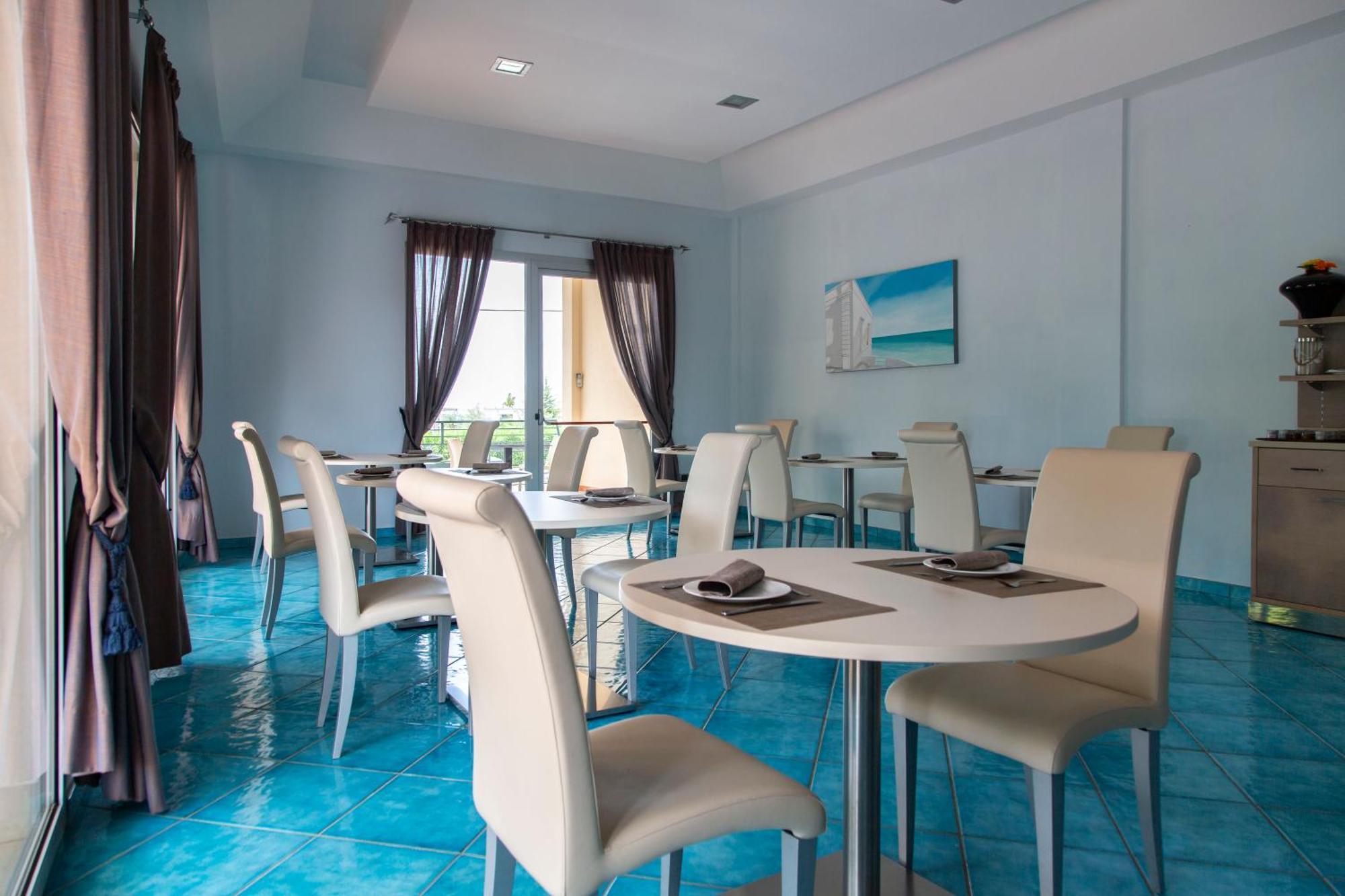 Residenza Del Mare Hotel Sant Isidoro  Buitenkant foto